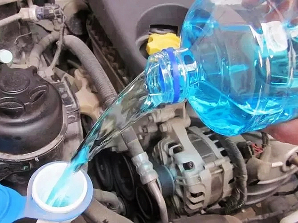 How to Use and Select Antifreeze Correctly in Winter