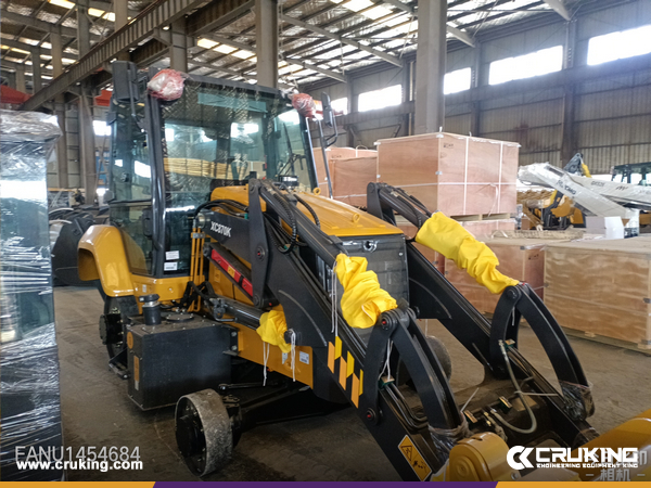 Antigua - 1 Unit XCMG XC870K Backhoe loader & XCMG XS143J Road Roller