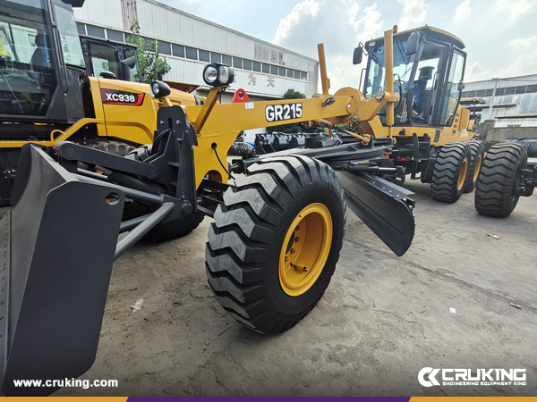 Algeria - 1 Unit XCMG XC968 Wheel Loader & 1 Unit XCMG GR215 Motor Grader & 3 Units XCMG XS183J Road Roller